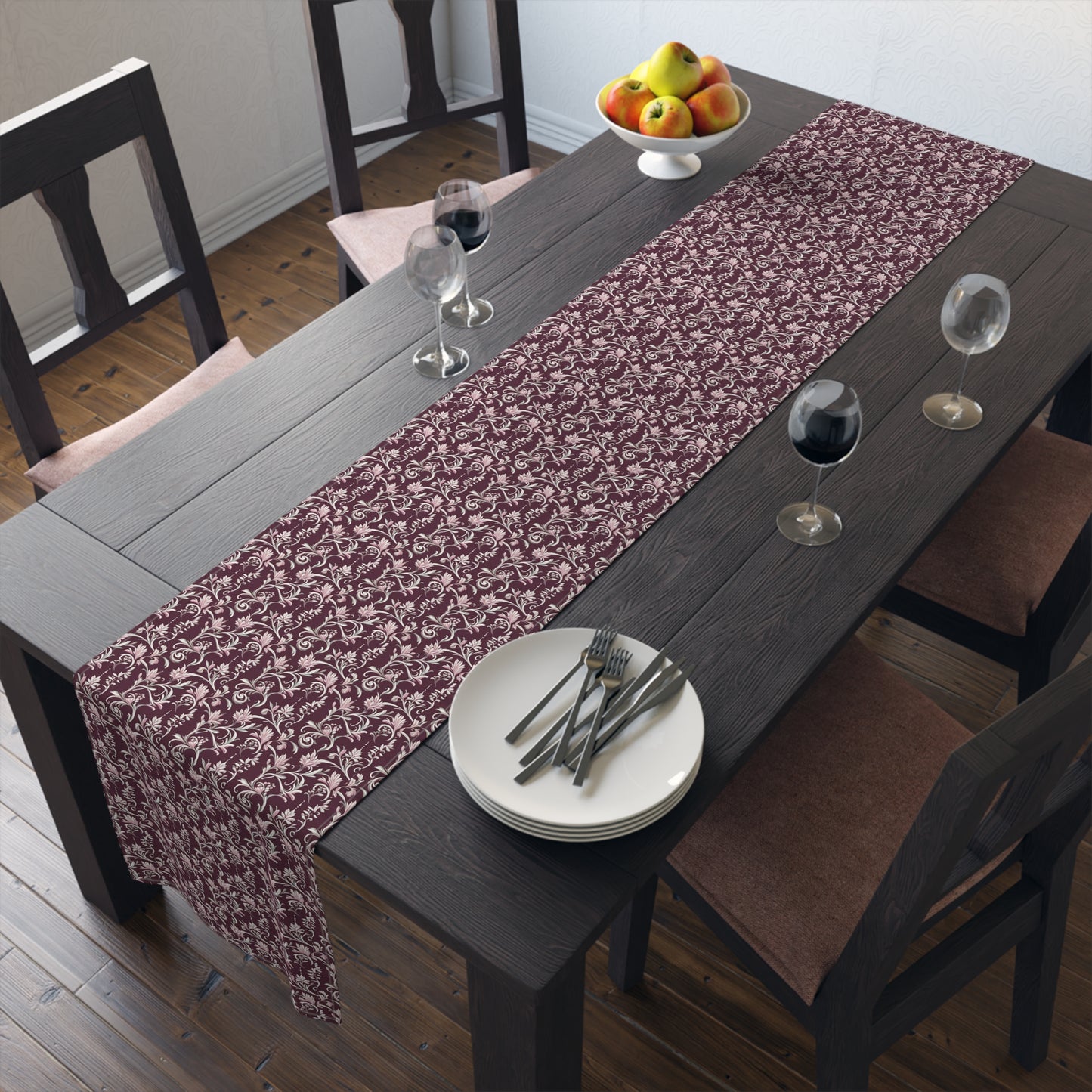 Vintage Versailles Table Runner